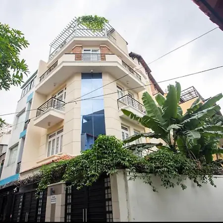 Friendly House Hotel